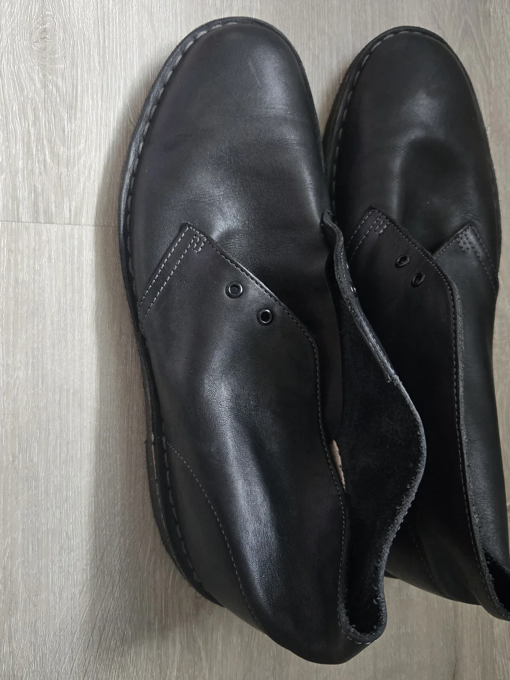 Clarks Men's 10 Black Leather Ankle Shoes - Classic Chukka Style